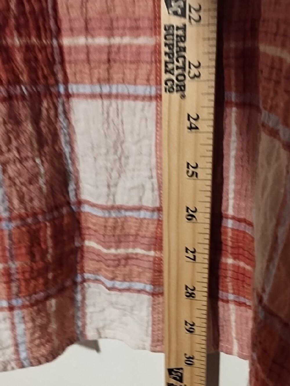 Maurices Rust and White Plaid Short-Sleeve Button-Down Shirt Like New 2X. - Picture 6 of 10